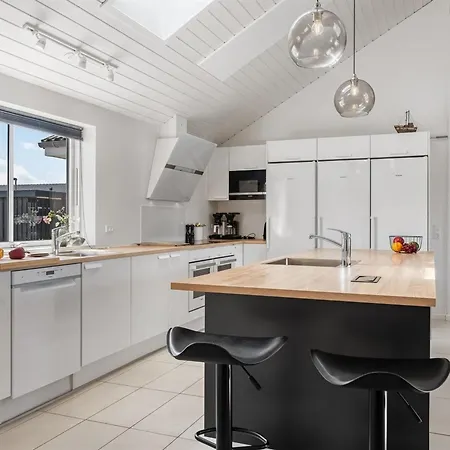 Ija - 1-3km From The Sea By Interhome Feriehus