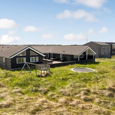 Ija - 1-3km From The Sea By Interhome *